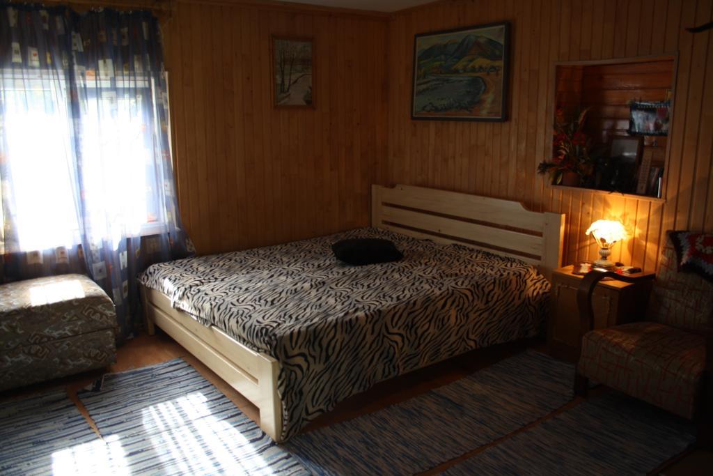 Садиба Під Гострою Zjdenievo Exteriör bild