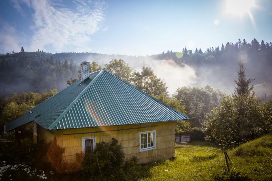 Садиба Під Гострою Zjdenievo Exteriör bild